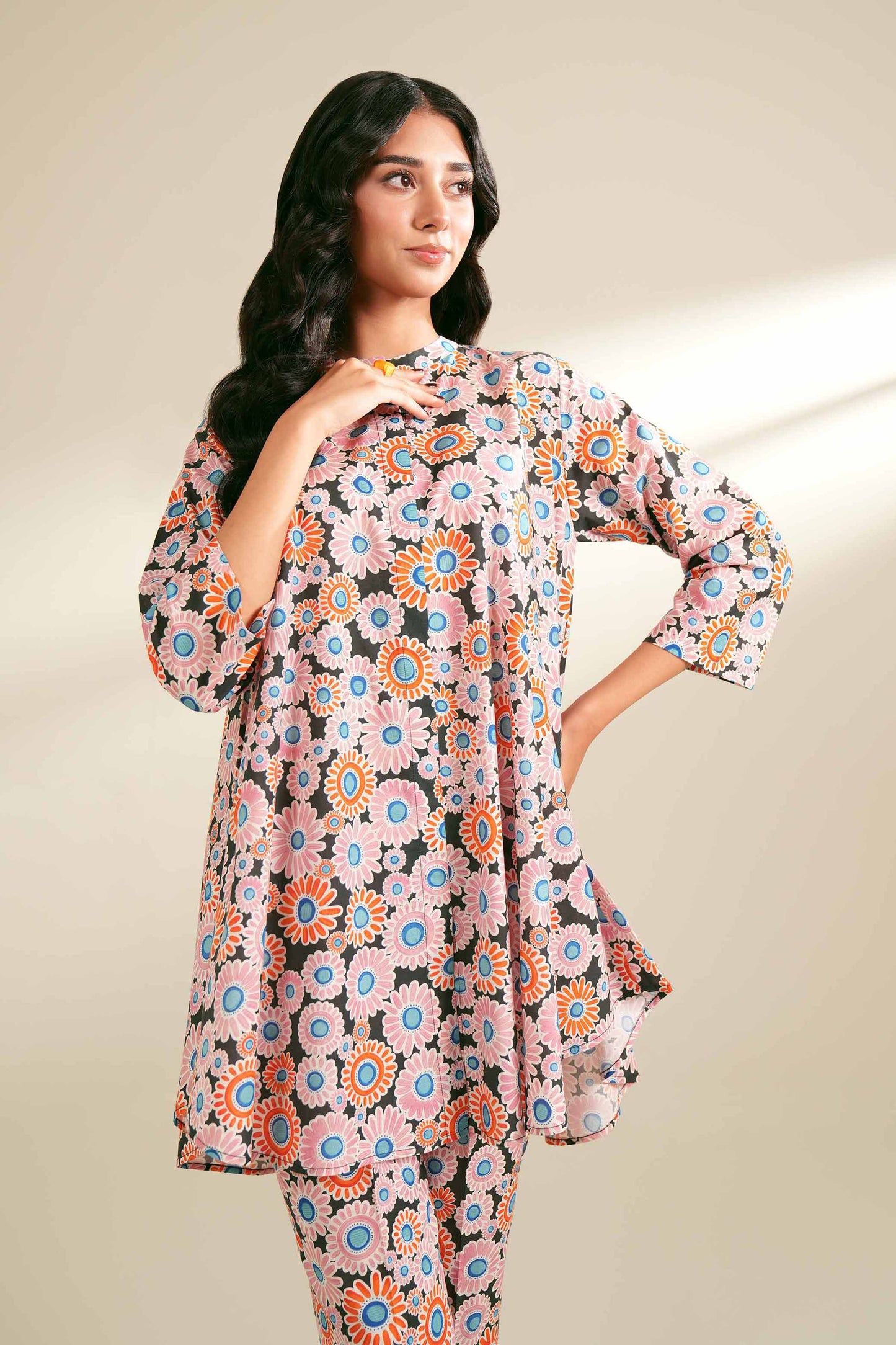 Playful Pastel Pink Daisy Print Kurta & Pant Co-ord