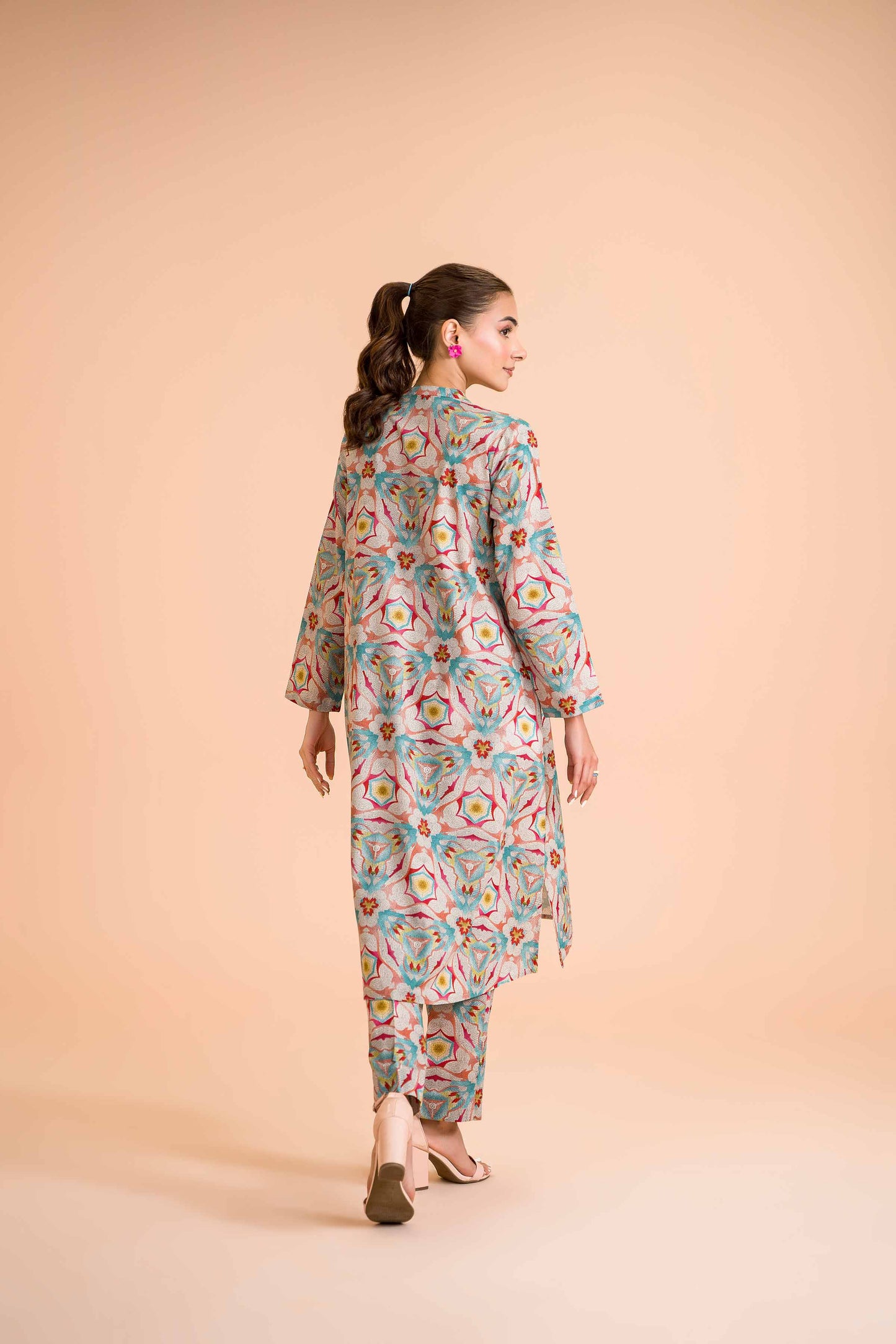 Kaleidoscope Dreams Printed Co-ord Set – Style in Every Angle