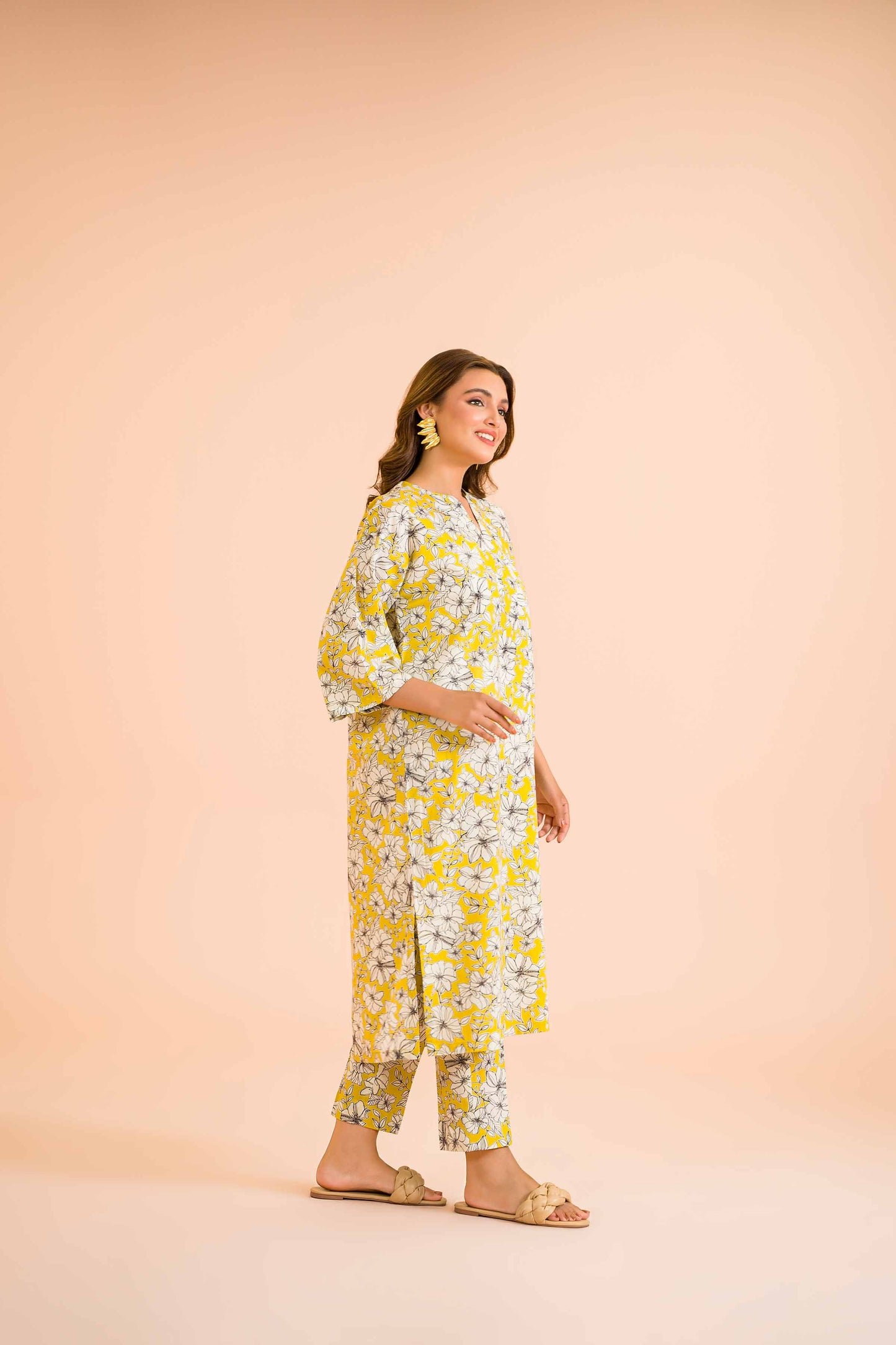Yellow Charm Bloom Kurta & Pants