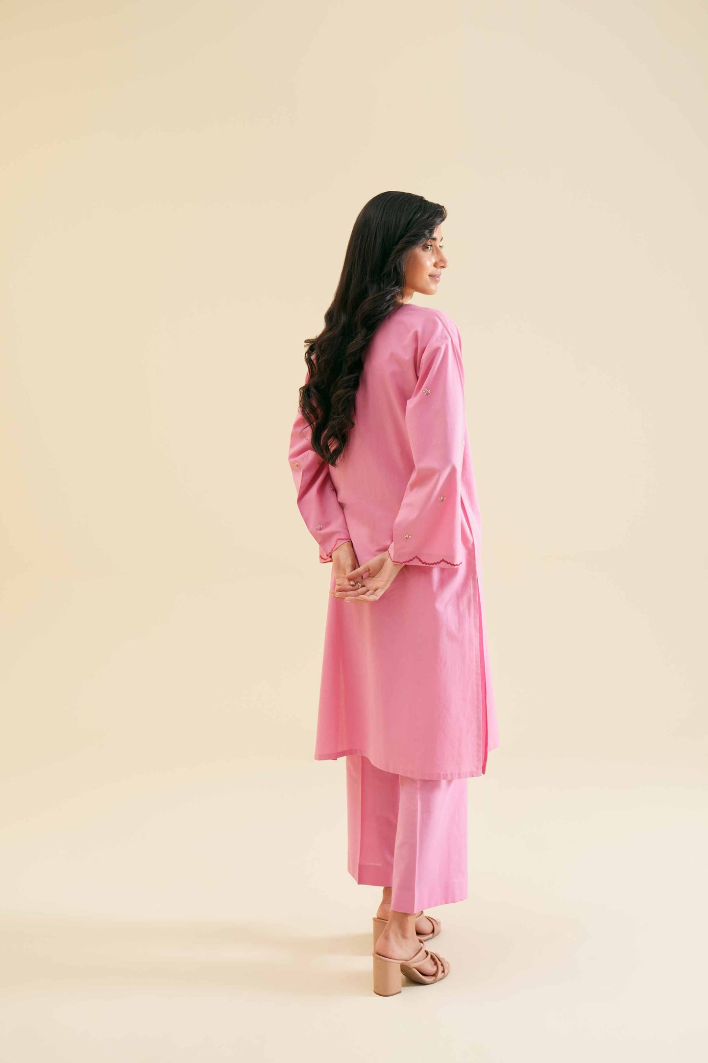 Blush Pink Kurta with Floral Embroidered Detailing