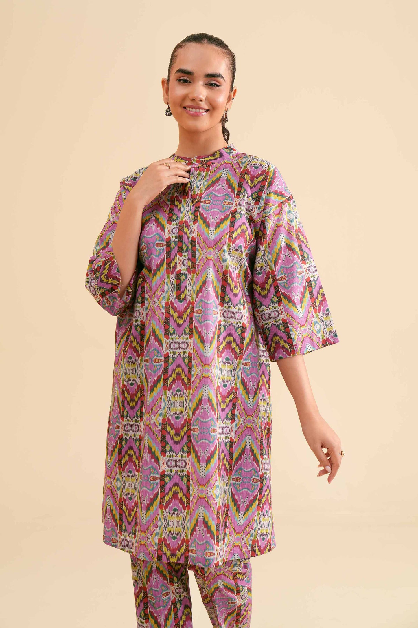 Festival Glow Multicolor Ensemble