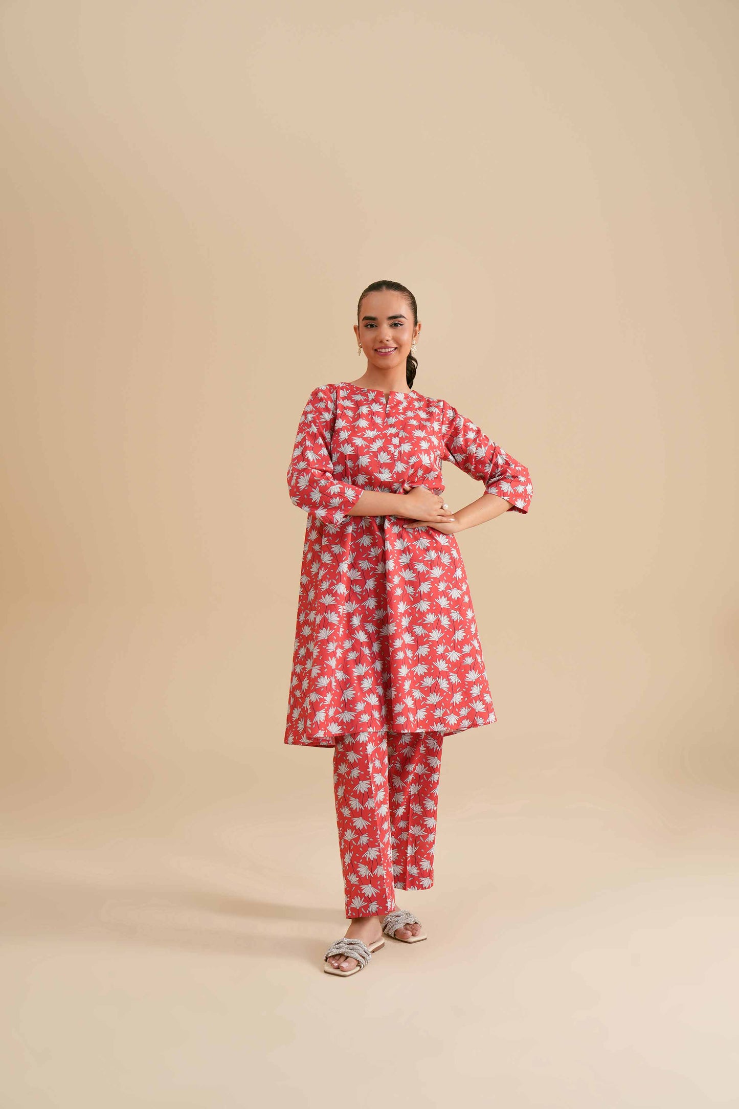 Bold Red Bloom Print Kurta & Pant Co-ord