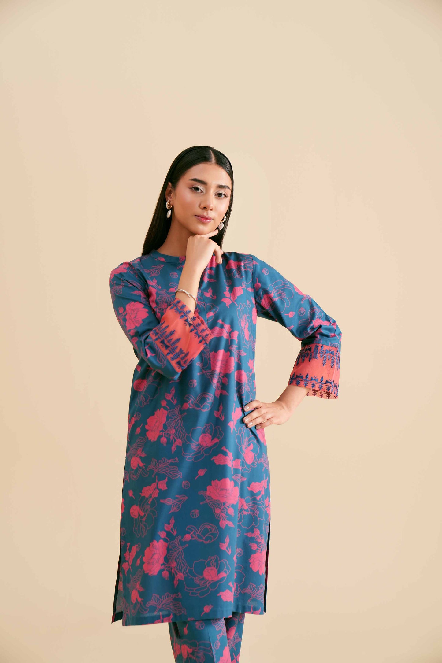 Botanic Elegance Teal Kurta & Pants