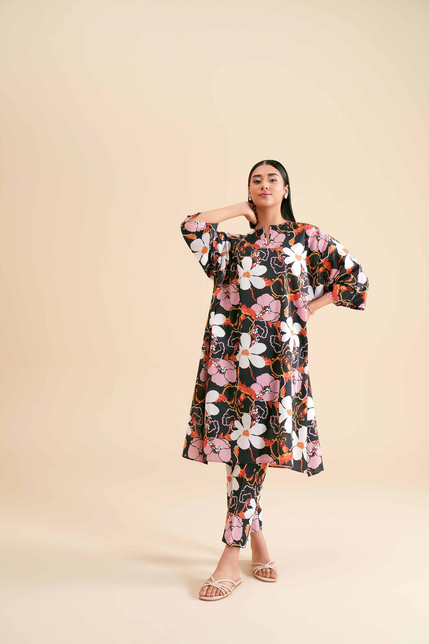 Statement Floral Motif Black Kurta & Pant Set