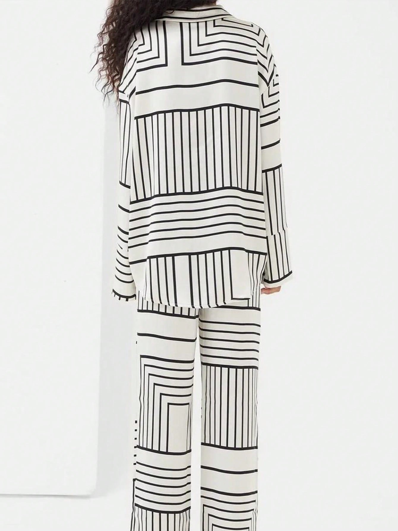 Black and White Elegant Casual Commuter 2 Pieces Set