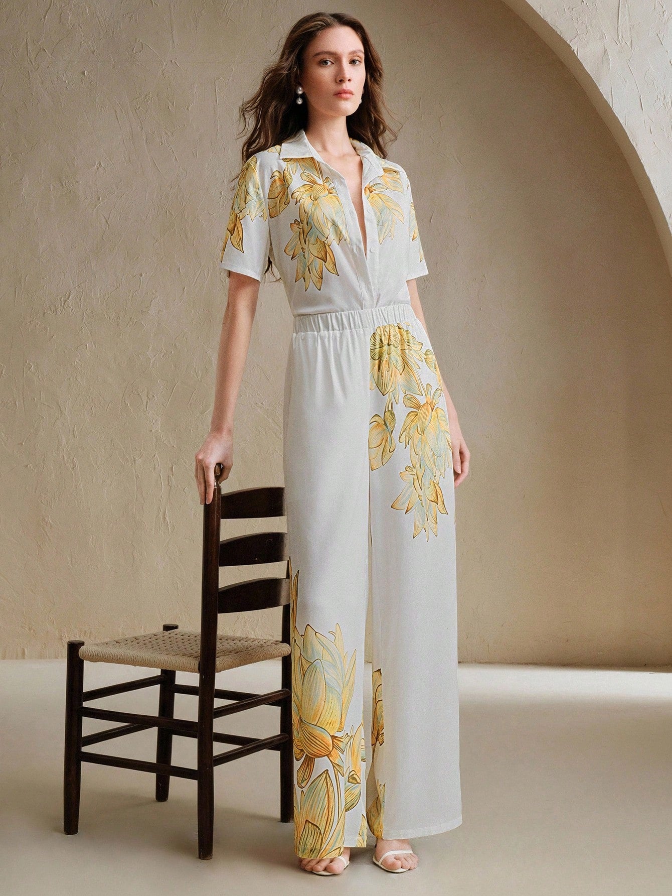 Elegant Holiday Print Short Sleeve Shirt & Straight Leg Co-ord Set