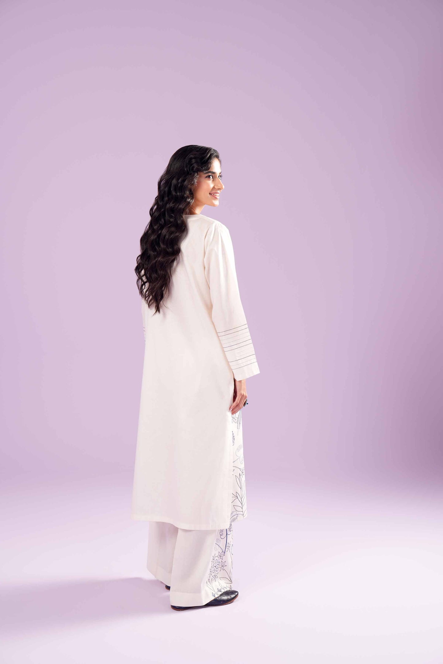 Graceful Botanics Two-Piece Outfit