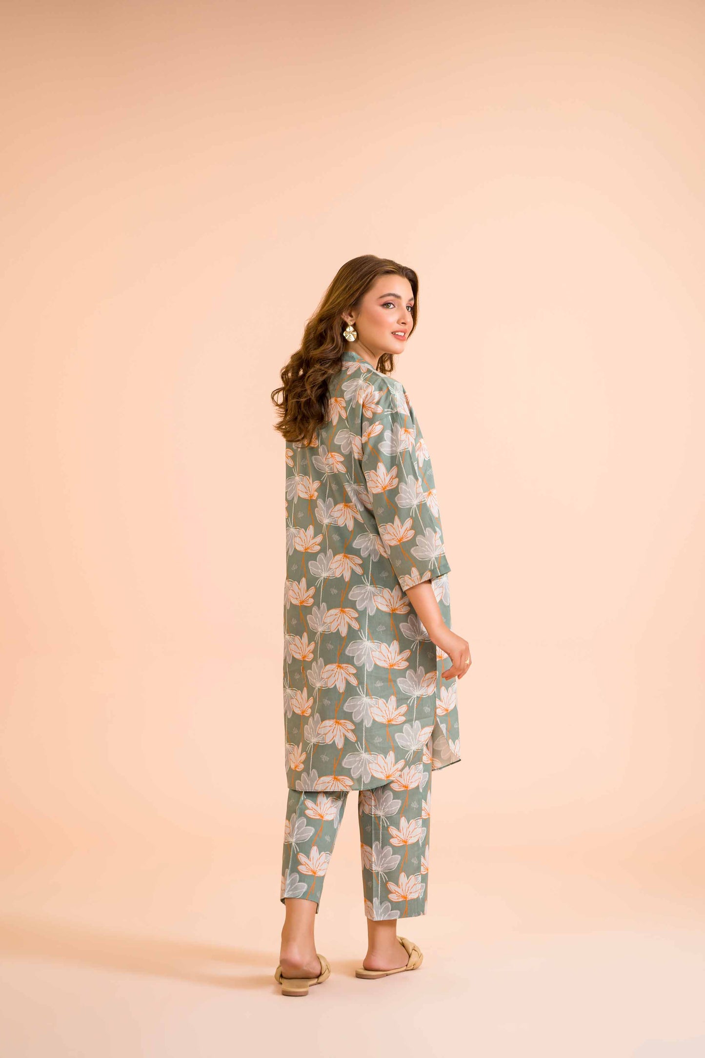 Green Grace Floral Kurta & Pants