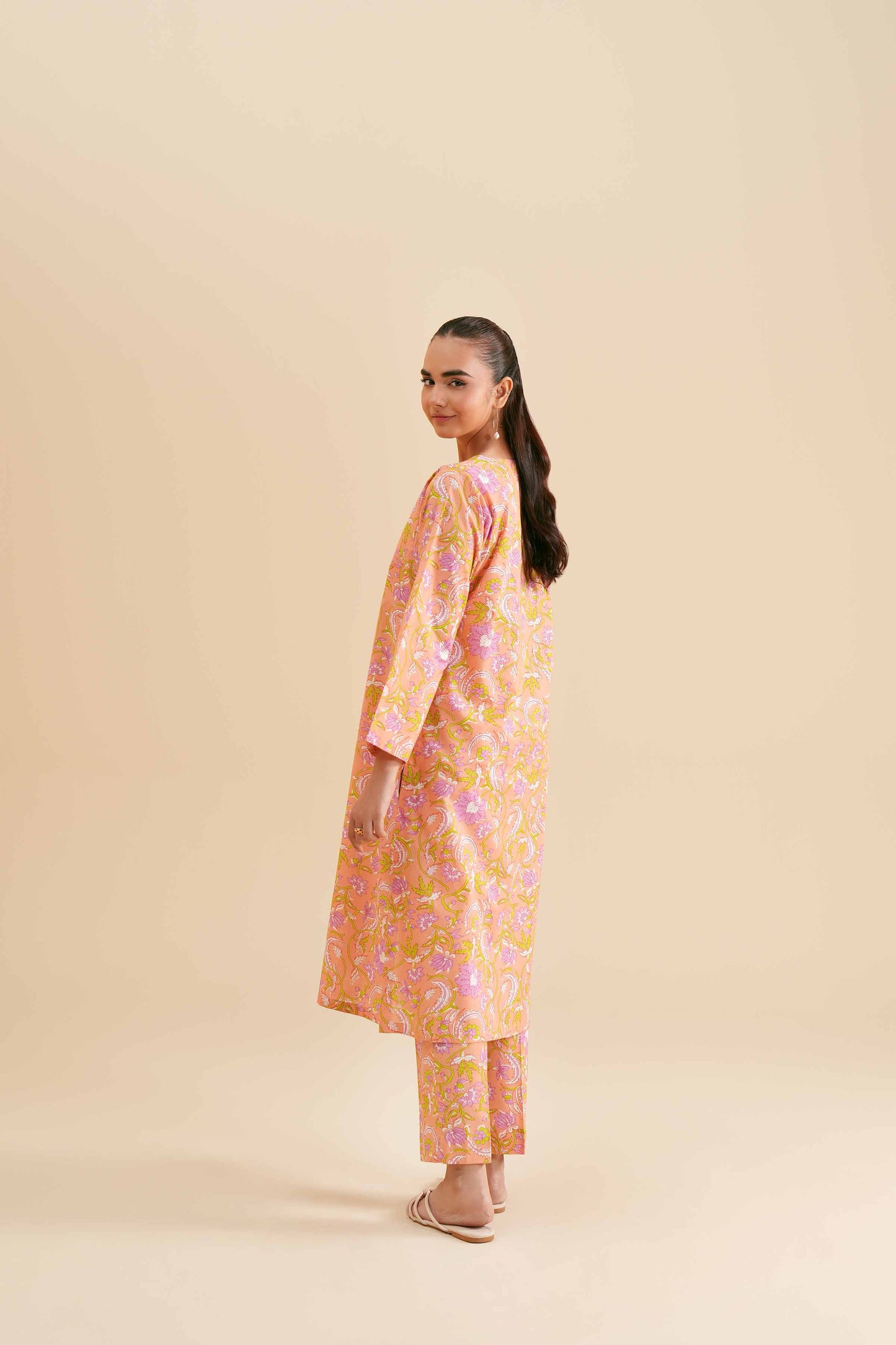 Pastel Peach Floral Paisley Kurta & Pant Set