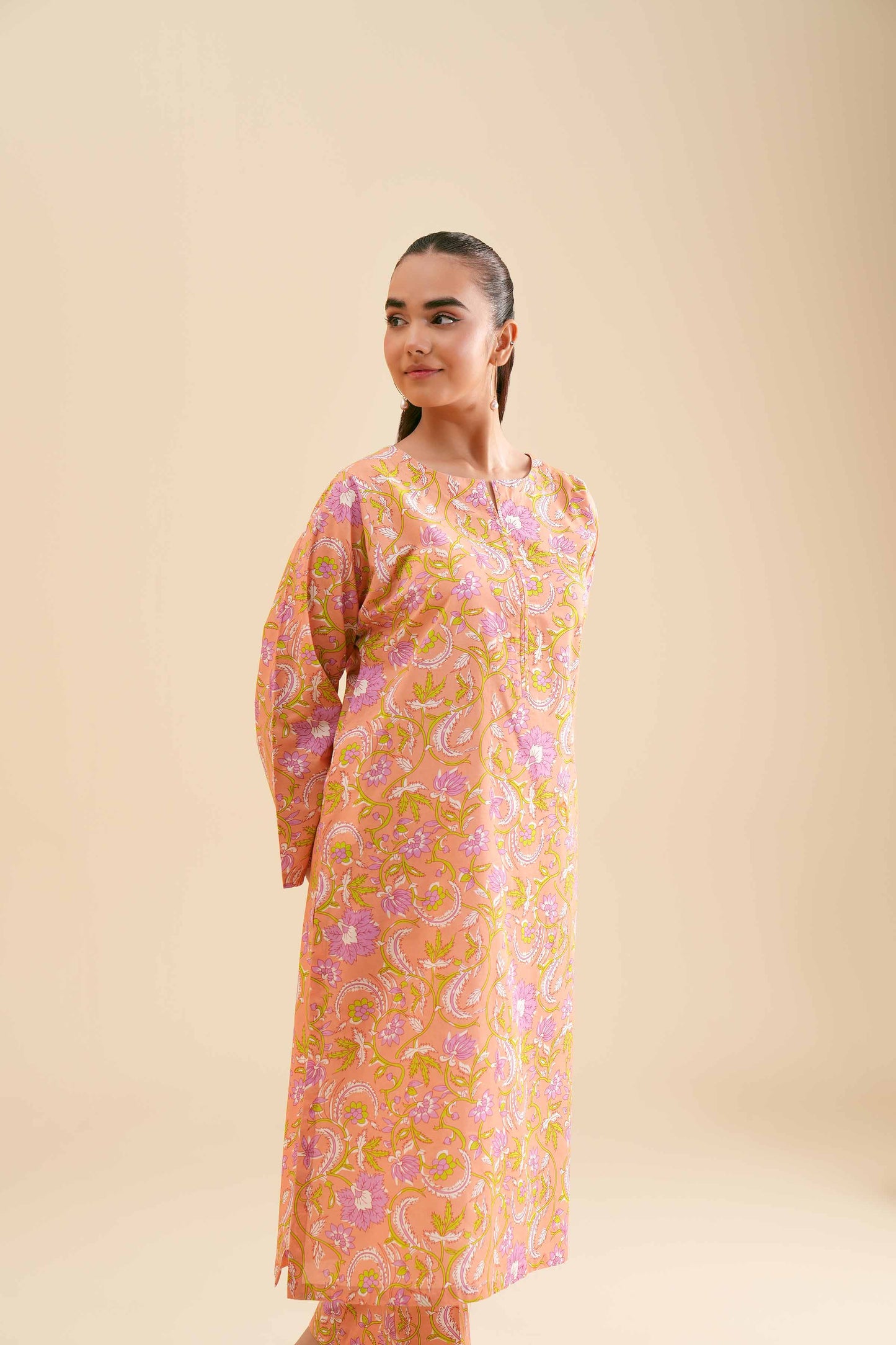 Pastel Peach Floral Paisley Kurta & Pant Set