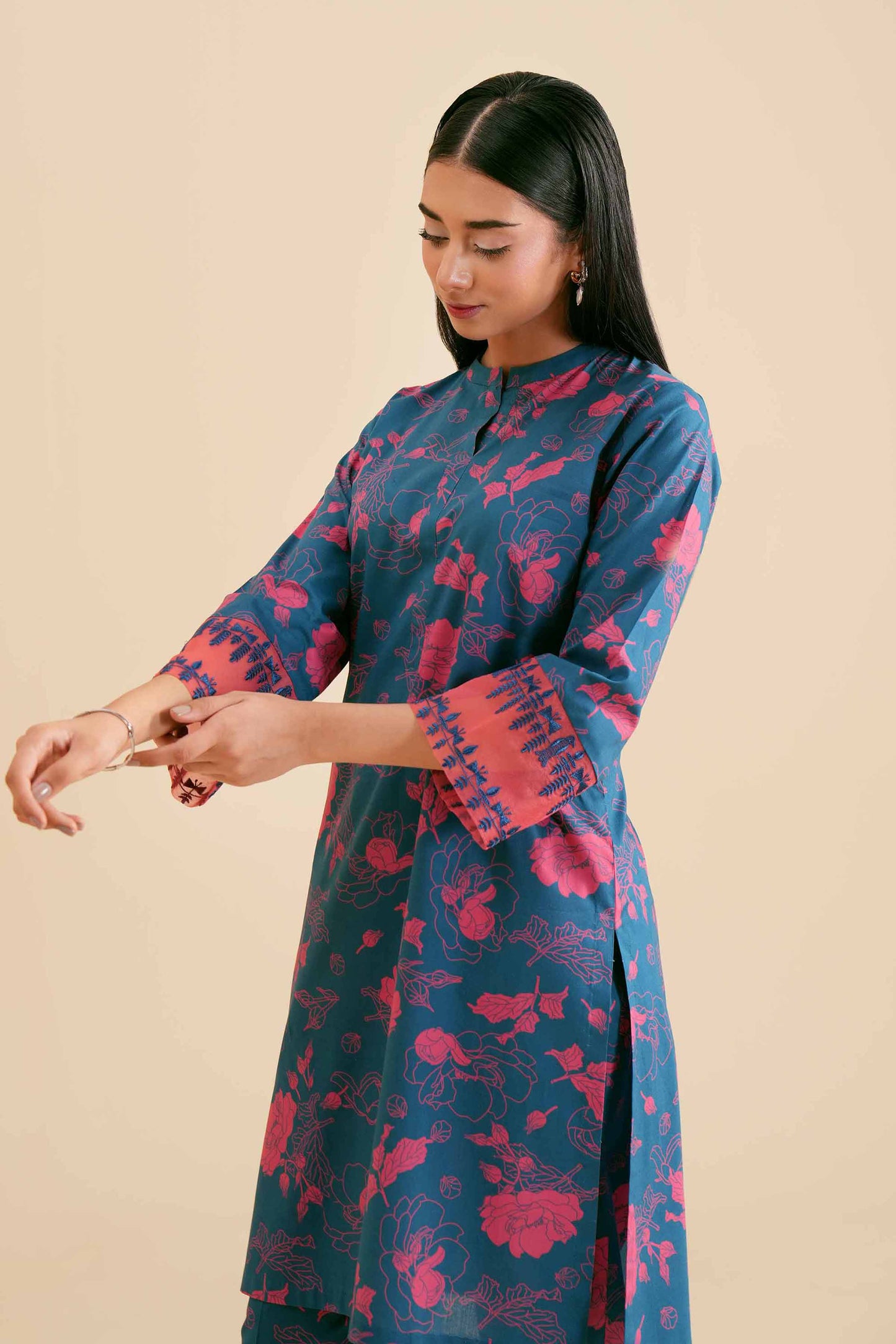 Botanic Elegance Teal Kurta & Pants