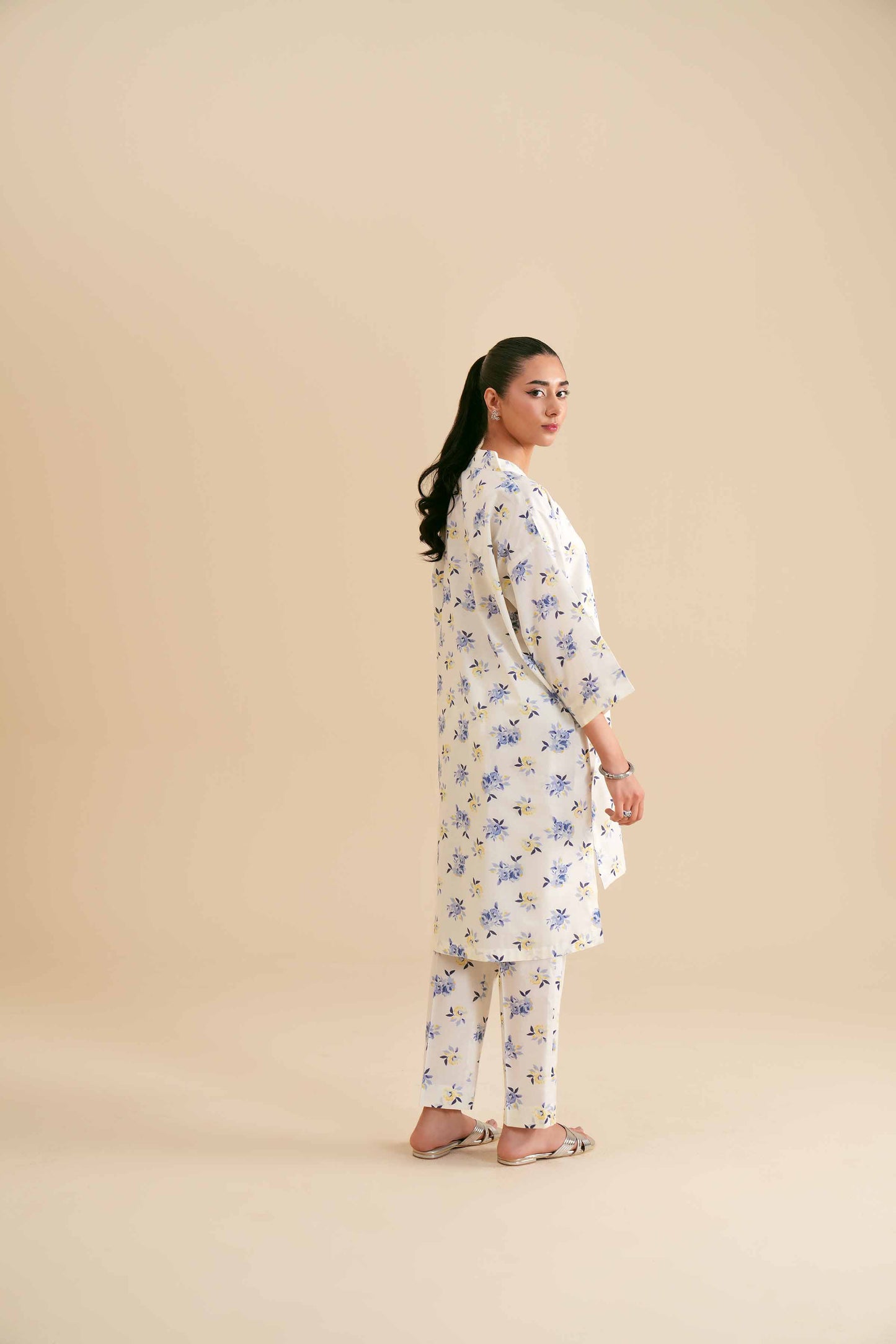 Soft Blue Floral Print Kurta & Pant Co-ord