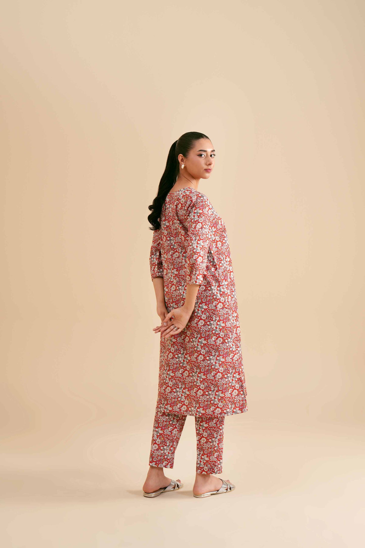 Crimson Bloom Ditsy Print Kurta & Pant Co-ord