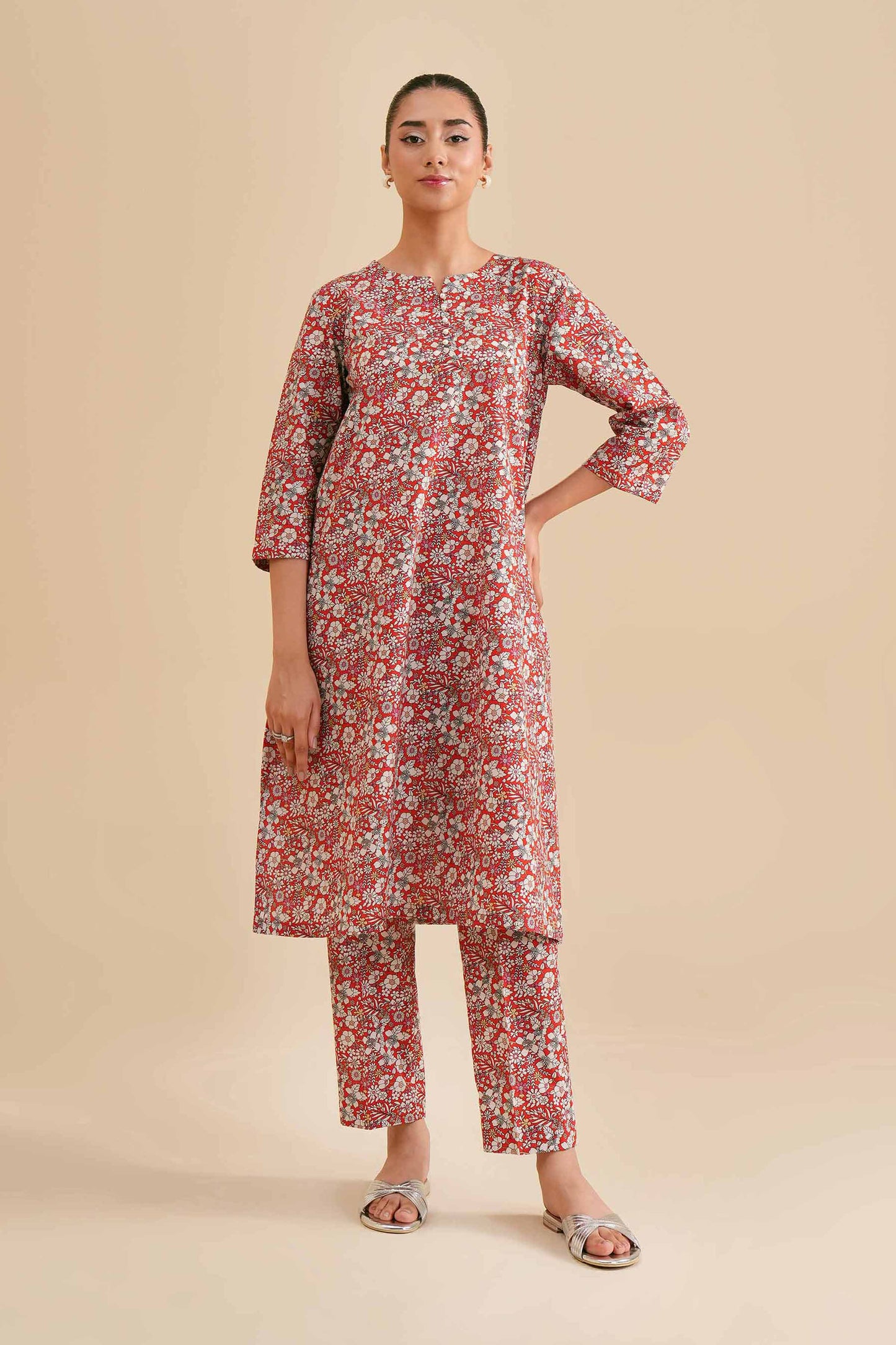 Crimson Bloom Ditsy Print Kurta & Pant Co-ord
