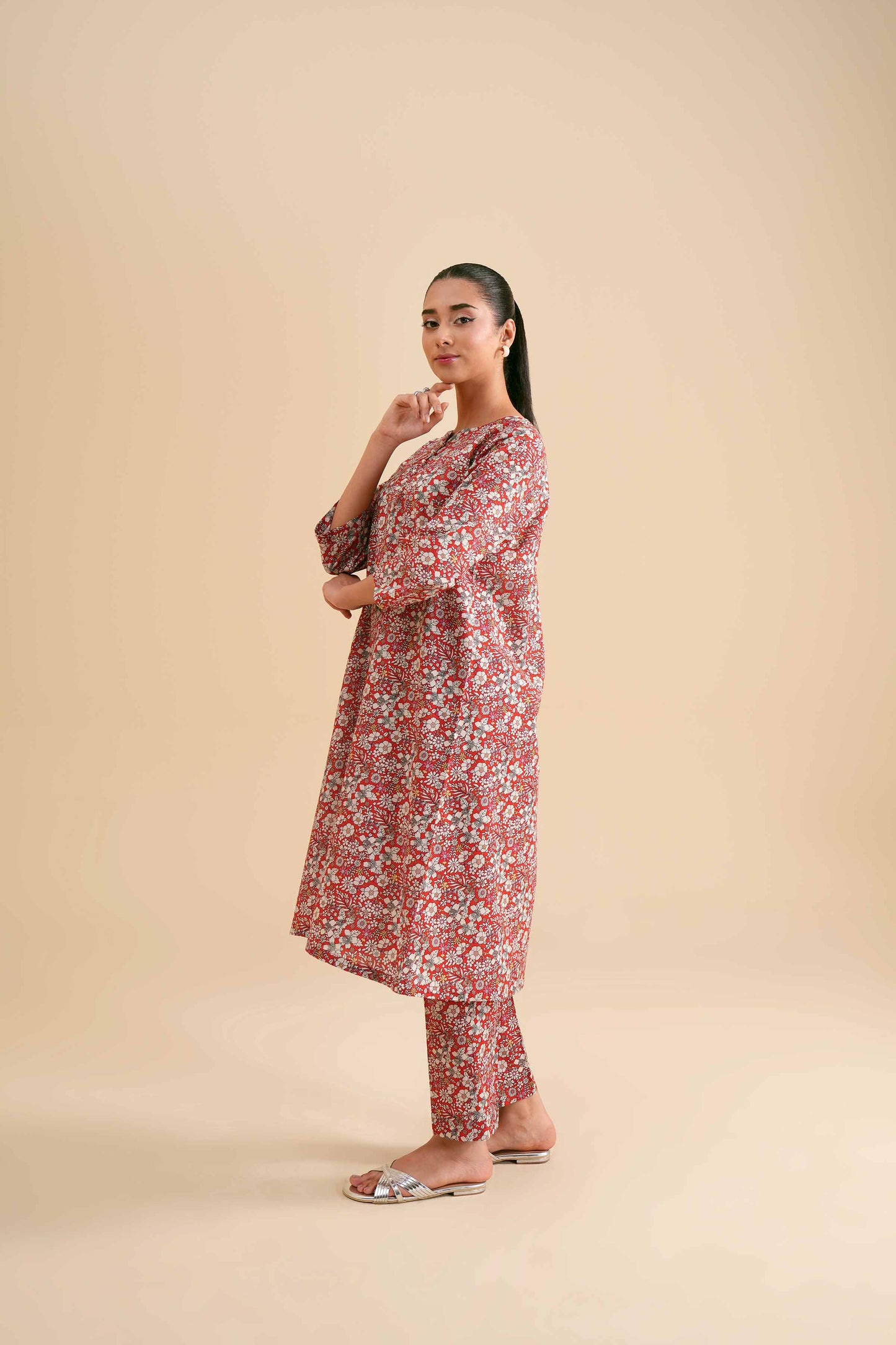 Crimson Bloom Ditsy Print Kurta & Pant Co-ord